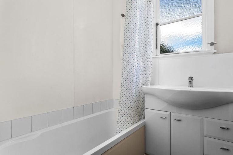 Photo of property in 42 Salonika Street, Whakatane, 3120