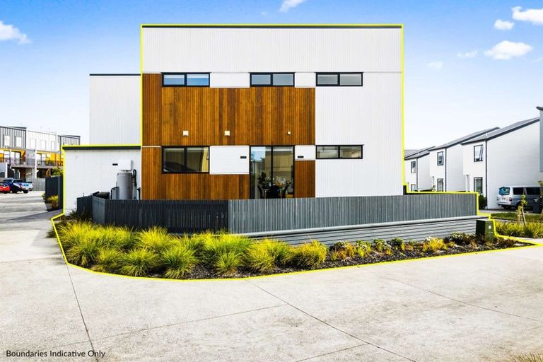 Photo of property in 7 Frank Gill Road, Hobsonville, Auckland, 0616