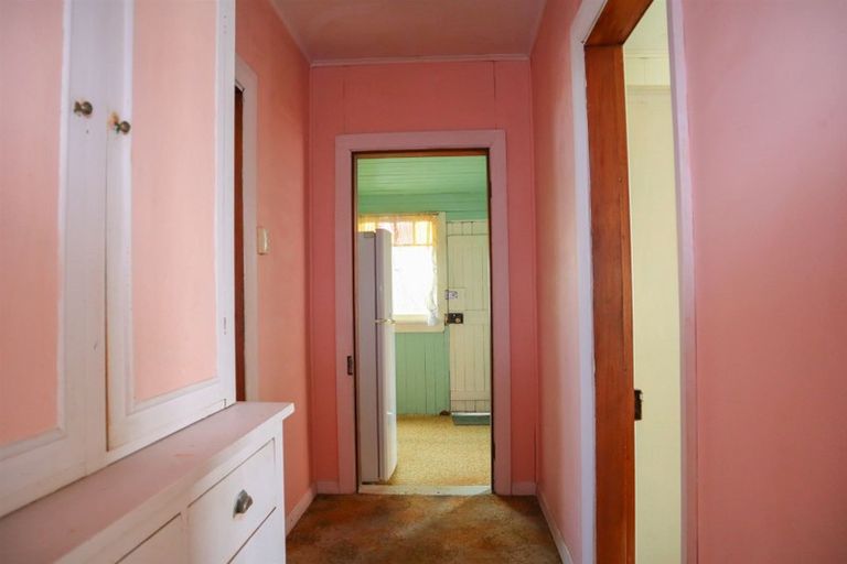 Photo of property in 22 Newcastle Street, Cobden, Greymouth, 7802