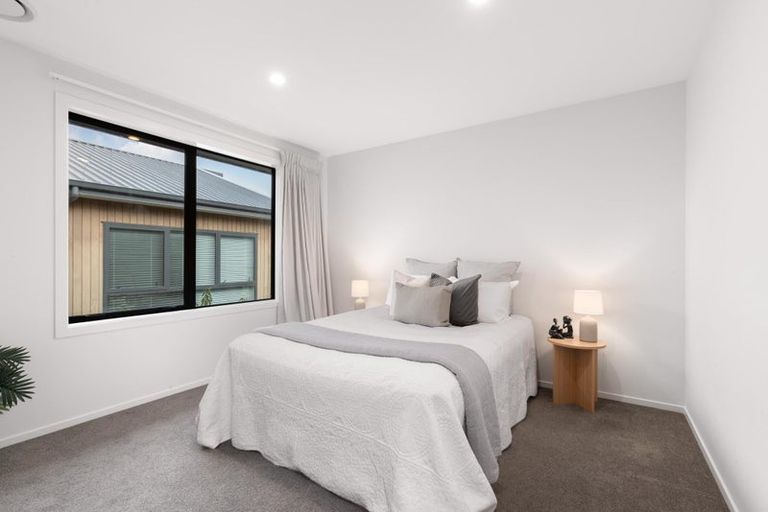 Photo of property in 24 Muster Road, Jacks Point, 9371