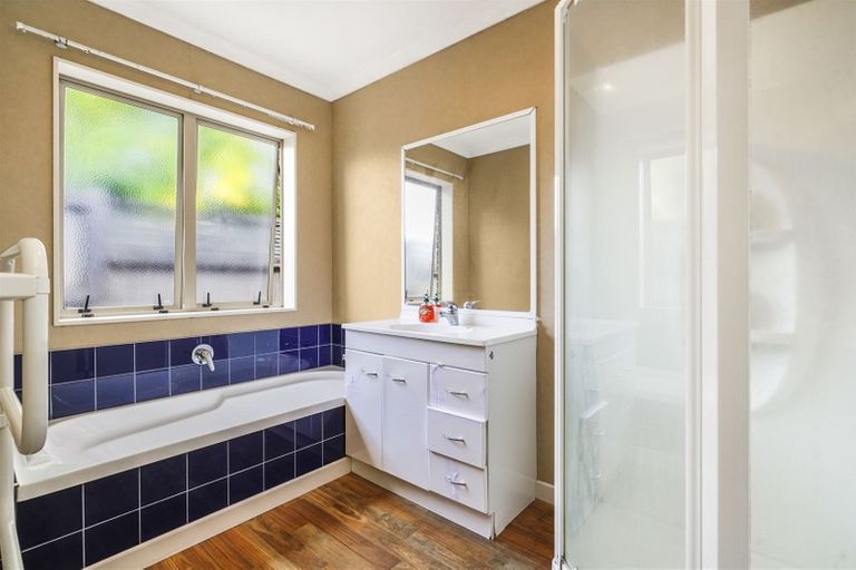 Photo of property in 4 Thistlewood Avenue, Hamilton East, Hamilton, 3216