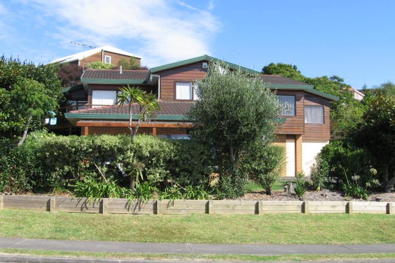 Photo of property in 5 Emlyn Place, Torbay, Auckland, 0630
