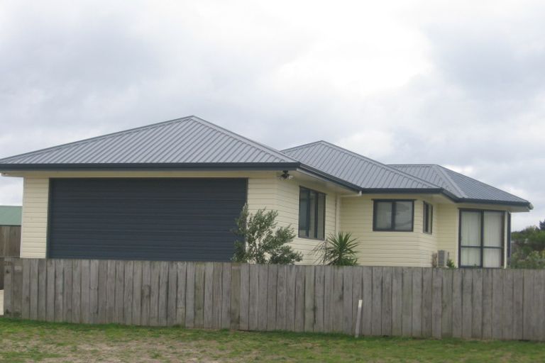 Photo of property in 210 Kowhai Avenue, Matarangi, Whitianga, 3592