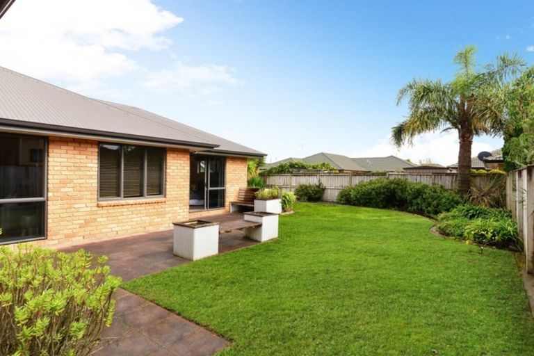 Photo of property in 4 Azure Place, Huntington, Hamilton, 3210