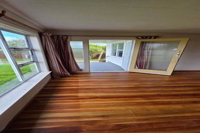 Photo of property in 28 Elizabeth Street, Levin, 5510