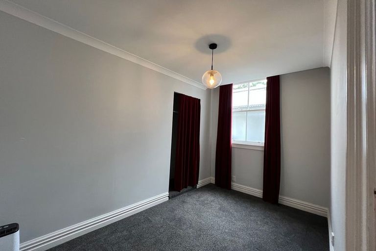 Photo of property in 24 Majoribanks Street, Mount Victoria, Wellington, 6011