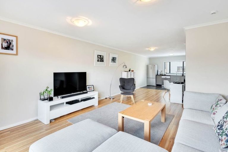 Photo of property in St Claire Village, 227/172 Mcleod Road, Te Atatu South, Auckland, 0610