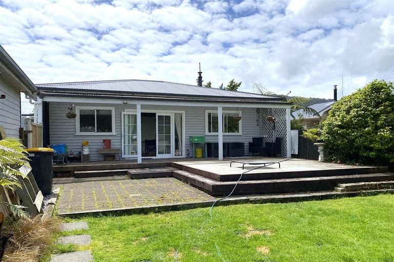 Photo of property in 48 Marlborough Street, Greymouth, 7805