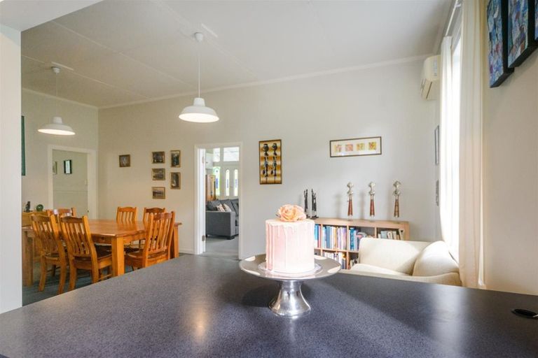 Photo of property in 30 Signal Street, Marton, 4710