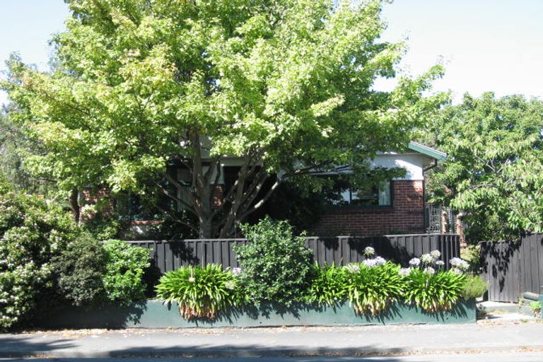 Photo of property in 28 Grasmere Street, Waimataitai, Timaru, 7910