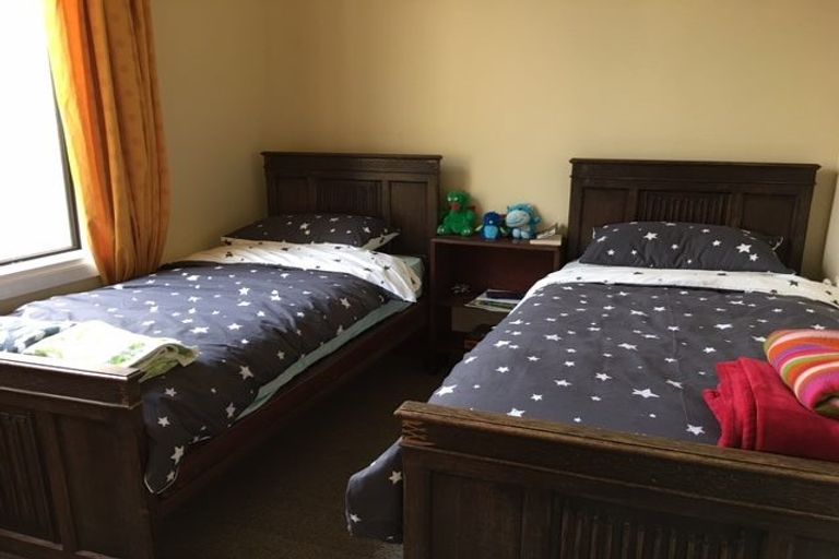 Photo of property in 51 Oxford Street, Lyttelton, 8082