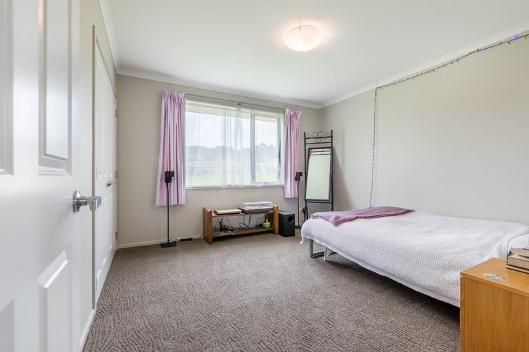 Photo of property in 15 Moses Road, Kaukapakapa, 0873