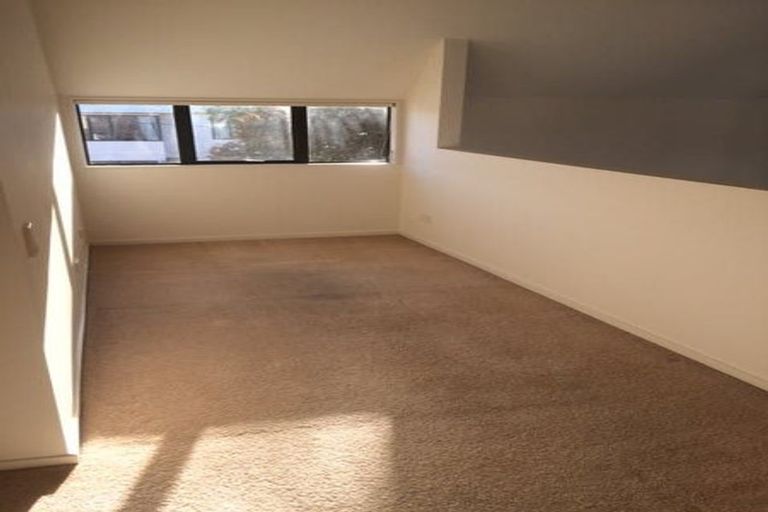 Photo of property in 144d Karori Road, Karori, Wellington, 6012