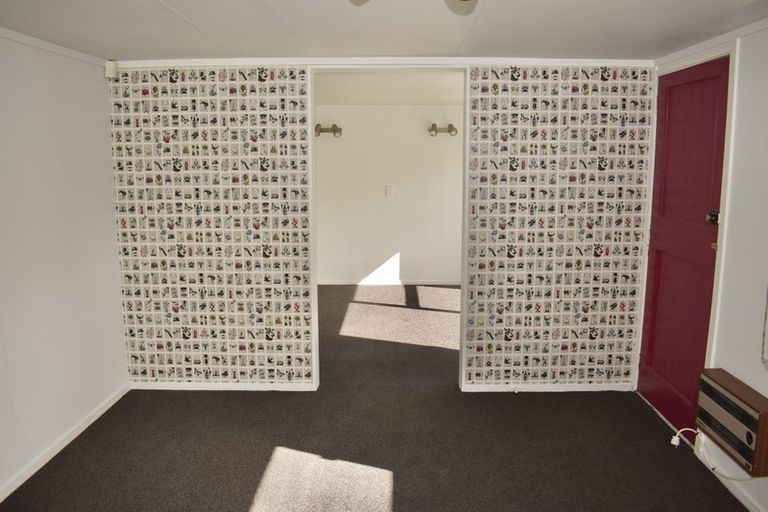 Photo of property in 55 Freemans Road, Otaki, 5512