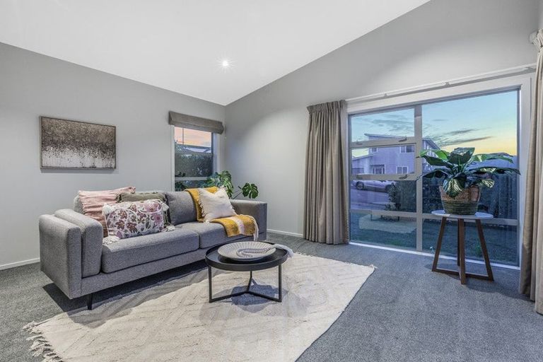 Photo of property in 17 John Burke Drive, Aotea, Porirua, 5024