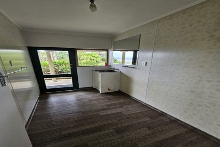 Photo of property in 18a Carnoustie Drive, Wattle Downs, Auckland, 2103