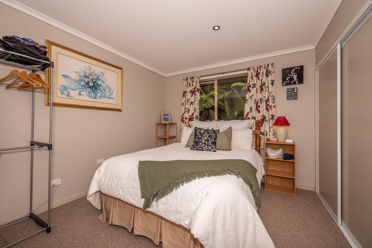 Photo of property in 42 Peel Street, Westport, 7825