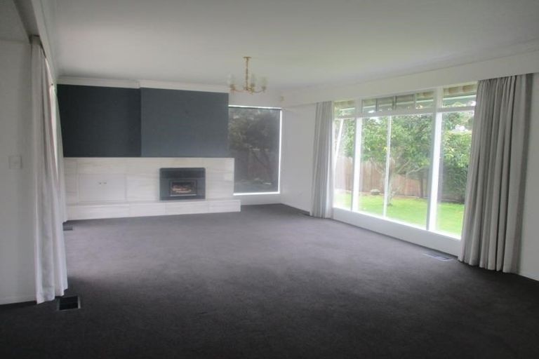 Photo of property in 395 Te Moana Road, Waikanae, 5036