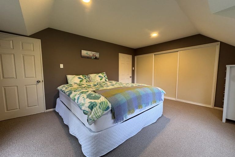 Photo of property in 20 Cashmere Road, Cashmere, Christchurch, 8022