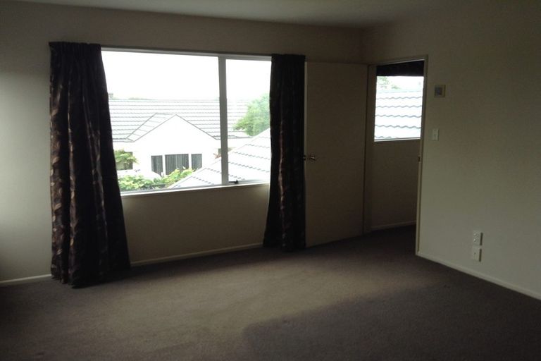 Photo of property in 5 Hunt Lane, Avondale, Christchurch, 8061