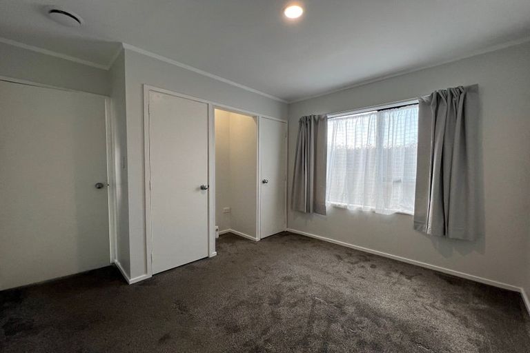 Photo of property in 1/1 Taikata Road, Te Atatu Peninsula, Auckland, 0610