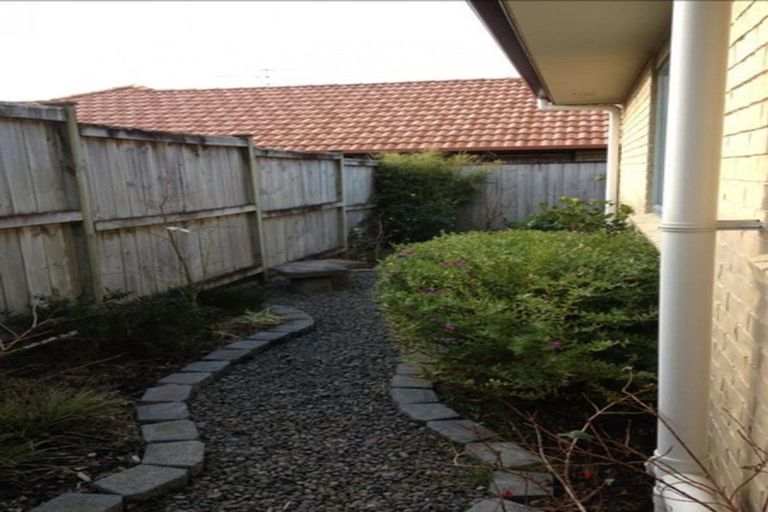 Photo of property in 14 Clavoy Place, East Tamaki, Auckland, 2016