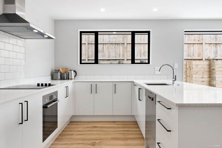 Photo of property in 21 Thomason Crescent, Pokeno, 2402