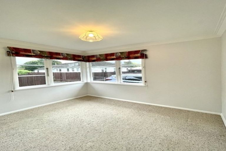 Photo of property in 82a Pine Avenue, Ebdentown, Upper Hutt, 5018