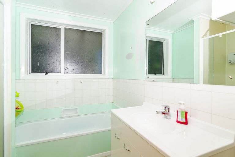 Photo of property in 57 Brighton Road, Green Island, Dunedin, 9018