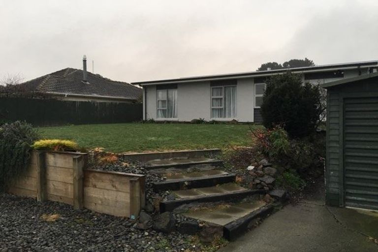 Photo of property in 263 Wainoni Road, Avondale, Christchurch, 8061