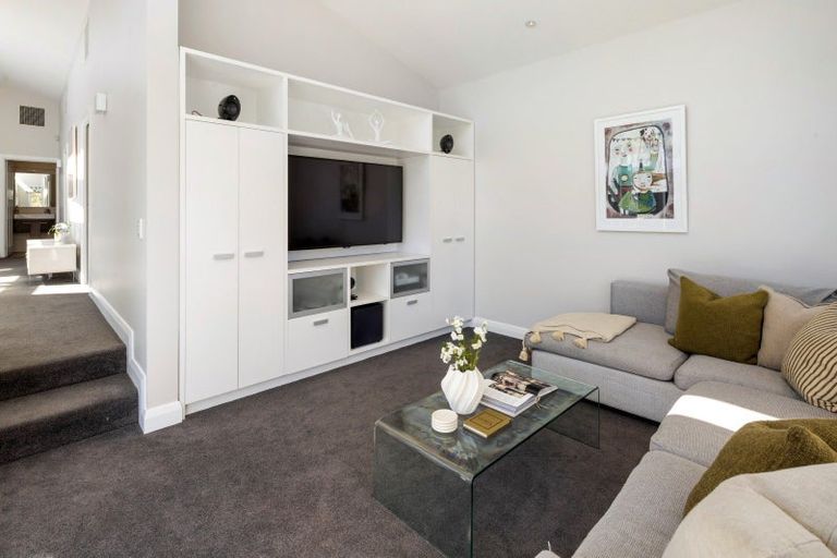 Photo of property in 553 River Road, Fairfield, Hamilton, 3214