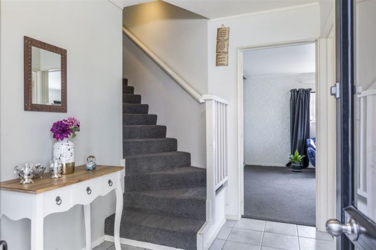 Photo of property in 21 Springtime Crescent, Stanmore Bay, Whangaparaoa, 0932