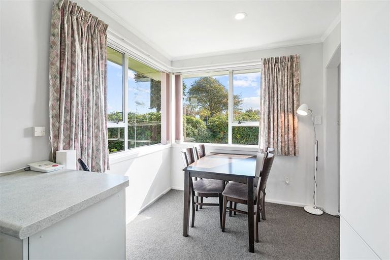 Photo of property in 2 Whelan Place, Hei Hei, Christchurch, 8042