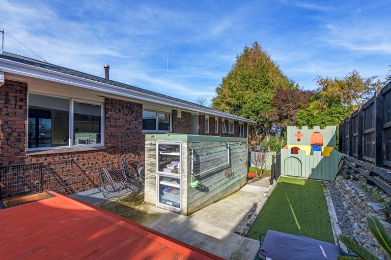 Photo of property in 16 Dalzien Place, Feilding, 4702