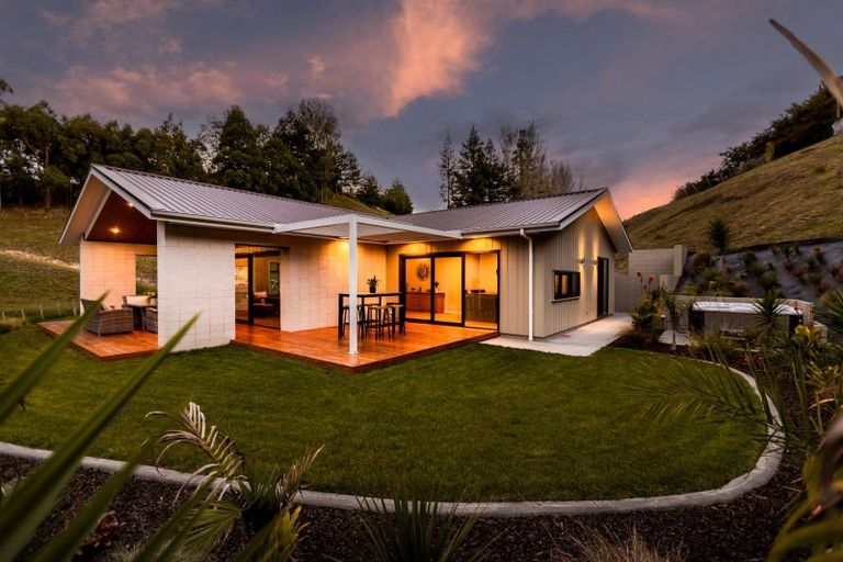 Photo of property in 26 Rochfort Road, Havelock North, 4130