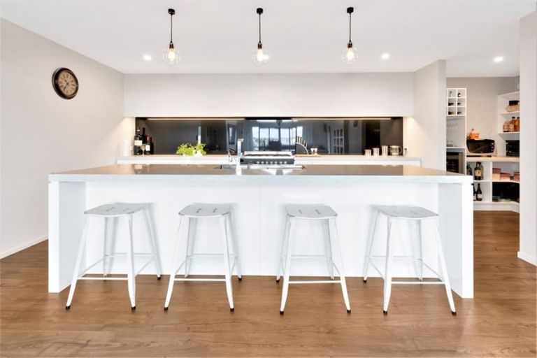 Photo of property in 12 Rosewood Drive, Amberley, 7410