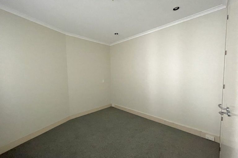 Photo of property in Civic Chambers Apartments, 4c/25 Cuba Street, Te Aro, Wellington, 6011