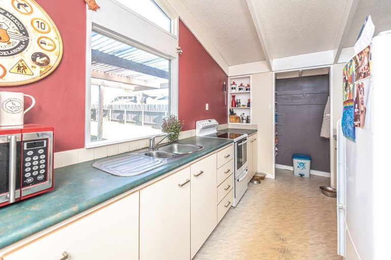 Photo of property in 1 Banks Place, Tawhero, Whanganui, 4501