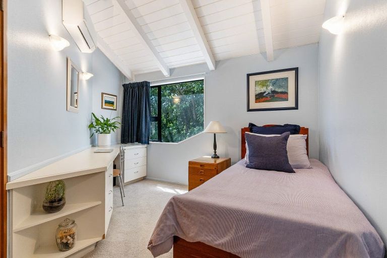 Photo of property in 2/52 Hattaway Avenue, Bucklands Beach, Auckland, 2012