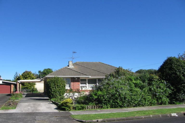 Photo of property in 10 Edorvale Avenue, Manukau, Auckland, 2025