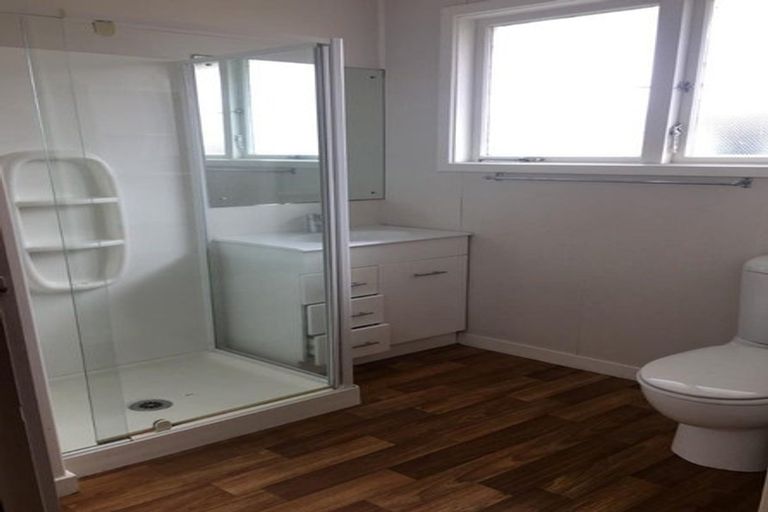 Photo of property in 2/8 Scott Road, Papakura, 2110