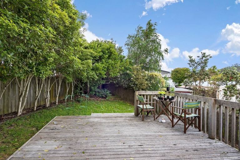 Photo of property in 2/36 Elizabeth Drive, West Harbour, Auckland, 0618