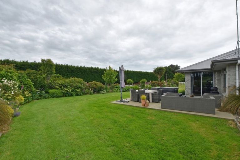 Photo of property in 516 West Plains Road, West Plains, Invercargill, 9874