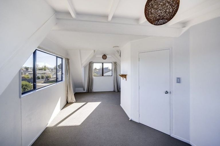 Photo of property in 2a Trent Street, Taradale, Napier, 4112