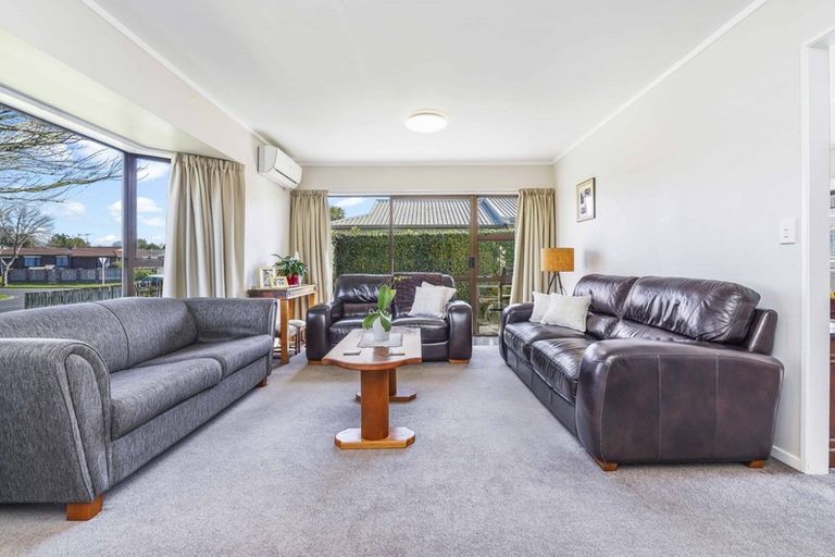 Photo of property in 62 Endeavour Avenue, Flagstaff, Hamilton, 3210