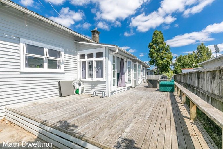 Photo of property in 209 Galloway Street, Hamilton East, Hamilton, 3216