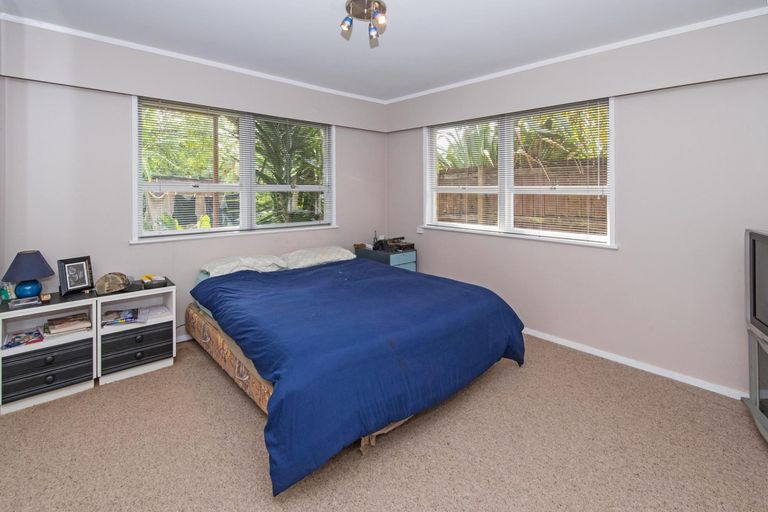 Photo of property in 28 Mack Place, Red Hill, Papakura, 2110