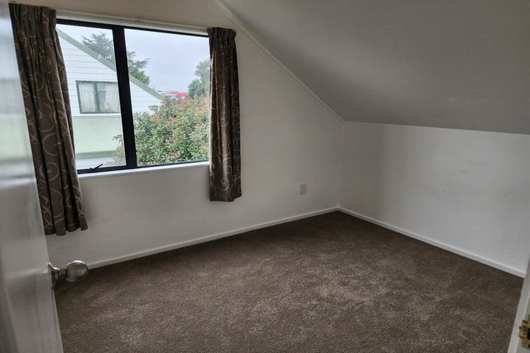 Photo of property in 26 Barneys Farm Road, Clendon Park, Auckland, 2103