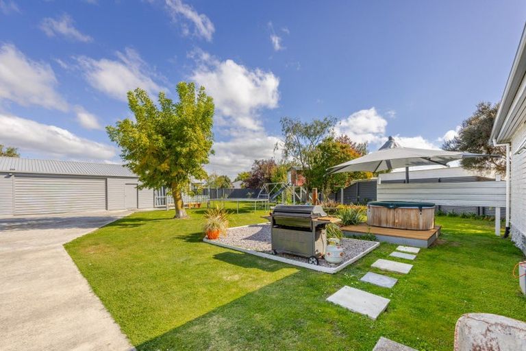 Photo of property in 30 Francis Drake Street, Waipukurau, 4200