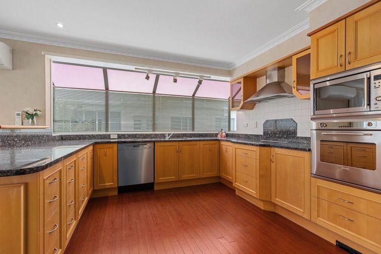 Photo of property in 201 Ngatai Road, Otumoetai, Tauranga, 3110